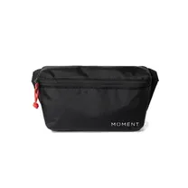 moment-mini-fanny-sling-1l-black-ripstop.jpg