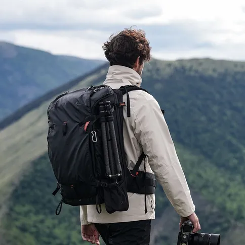 PGYTECH-OnePro-Focux-Backpack-35L_3.jpg