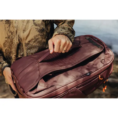 Travel_Backpack_30L_Eclipse_6.jpg