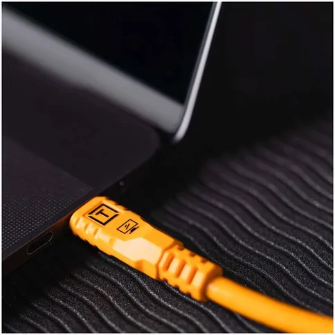 Tether-Tools-TetherPro-Optima-10G-USB-C-4-6m-straight-black_4.jpg