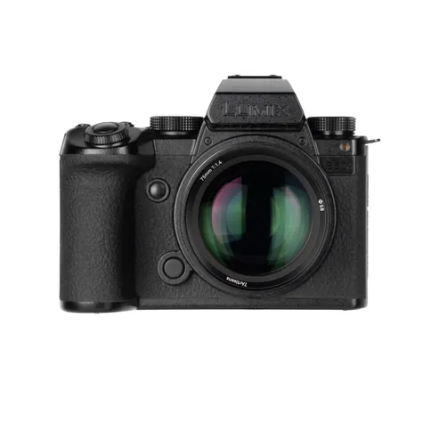 new_7artisans_75mm_1.4_8_lmount.jpg