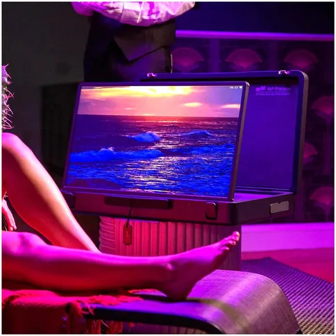 Mobile-Pixels-Pixcase-Wireless-and-Portable-Monitor_6.jpg