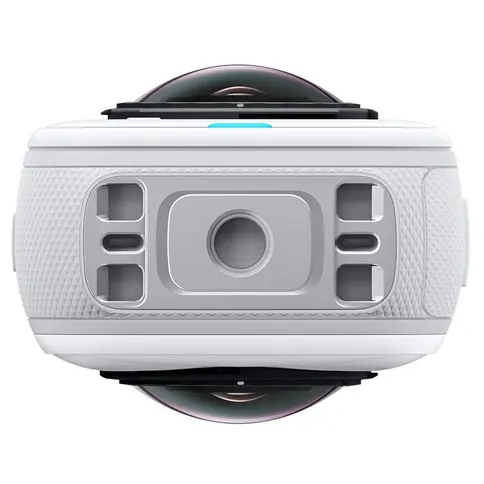 insta360-x5-satin-white_8.jpg