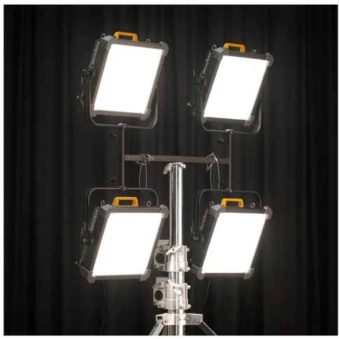 Godox-KNOWLED-P600Bi-Hard-Panel-Light_6.jpg
