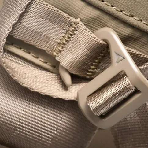 Gomatic-Navigator-RS-10L-Sling-sand_8.jpg