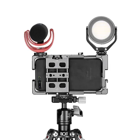 sunwayfoto-smartphone-cage-7.jpg