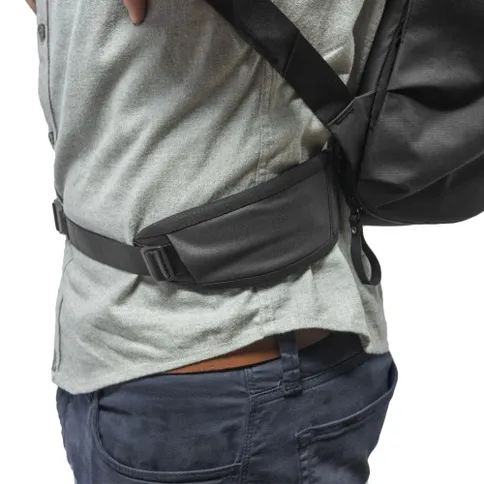 peakdesign_hipbelt_black-2.jpg