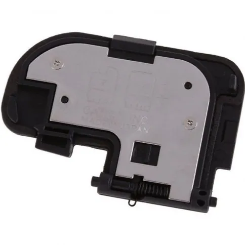 canon_eos_5d_mark_iii_battery_cover_2.jpg