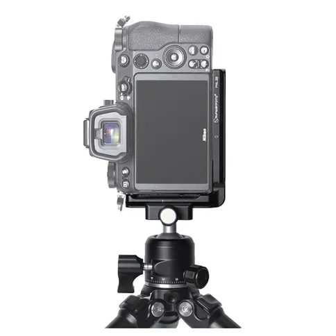 sunwayfoto-l-bracket-voor-nikon-z6-en-z7-voorbeeld-4.jpg