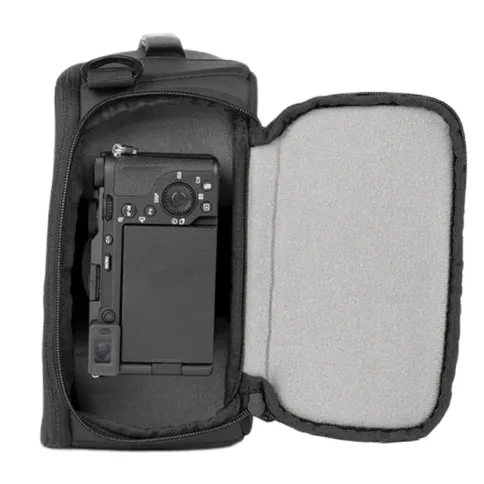 WANDRD_essential_cameracube_V2_4.webp