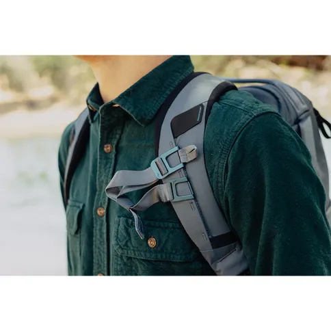 Everyday_Backpack_30L_Ocean_7.jpg