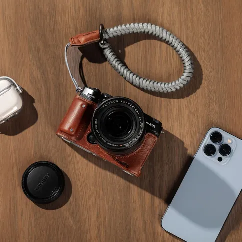 SmallRig-4880-Camera-Leather-Half-Case-Kit-for-Fujifilm-X-M5-bruin_1.jpg