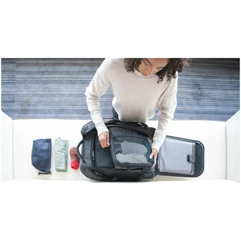 Gomatic-40L-Travel-Bag-V2_4.jpg