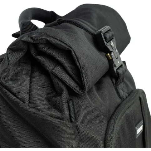 Think-Tank-FocusPoint-22L-Asphalt-Black_2.jpg