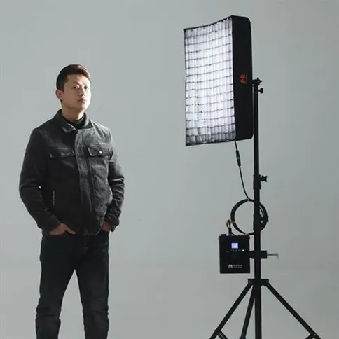 Falcon-Eyes-Bi-Color-LED-Paneel-RX-24TDX-III-K1-61x62cm-220W_9.jpg