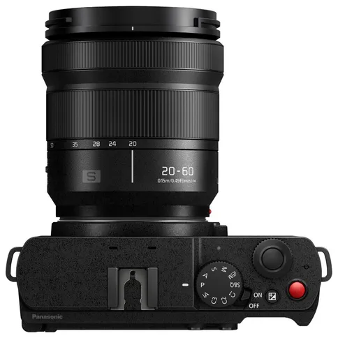 Panasonic_S9_JetBlack_2060_foto3.jpg