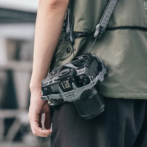 Falcam-Quick-Release-Cage-Nikon-Z8-6.jpg