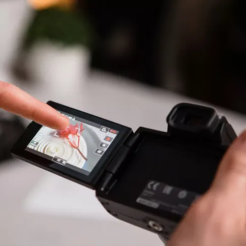 Canon-M50-MarkII-zwart_10.jpg