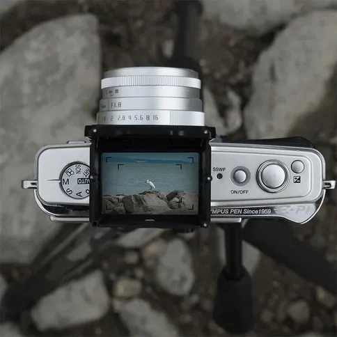 Ulanzi-VF01-Pop-up-Waist-Level-Viewfinder-zilver_6.jpg