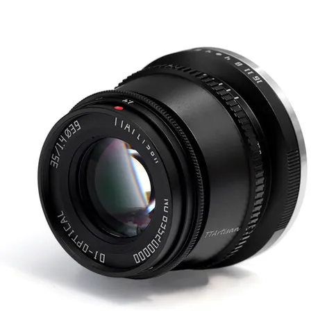 ttartisan__35mm_f_1_4_lens_for_fujiX_black_3.jpg