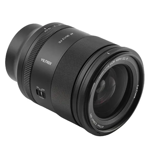 viltrox-af-35mm-f1.2-lab-fe-02-schuin-voor.jpg