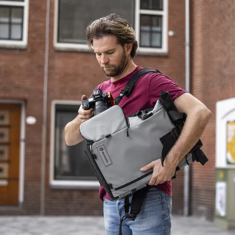 WANDRD-THE-PRVKE-31-Liter-Limited-Edition-Grey-Photo-Bundle-8.jpg