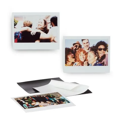 Fujifilm-INSTAX-WIDE-MAGNETS_1.jpg