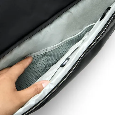 peak-design-travel-duffel-80l-black-4.jpg