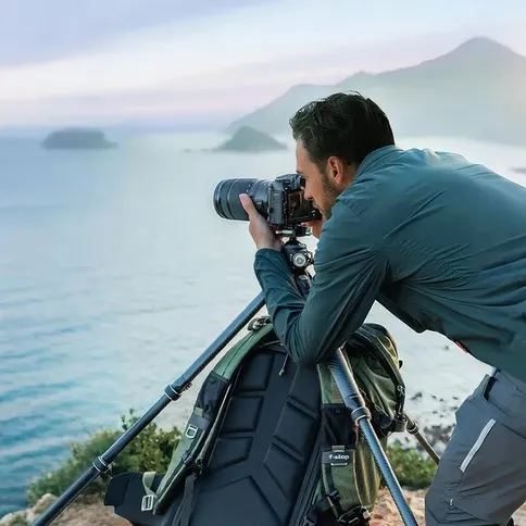 Falcam-TreeRoot-Quick-Lock-Lite-R140T-Tripod_5.jpg