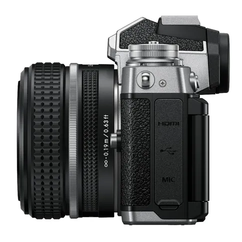 nikon_zfc_28mm5.jpg