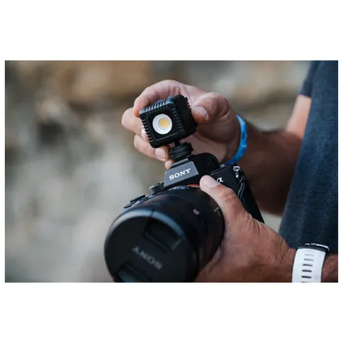 LumeCube2_lifestyle3.jpg