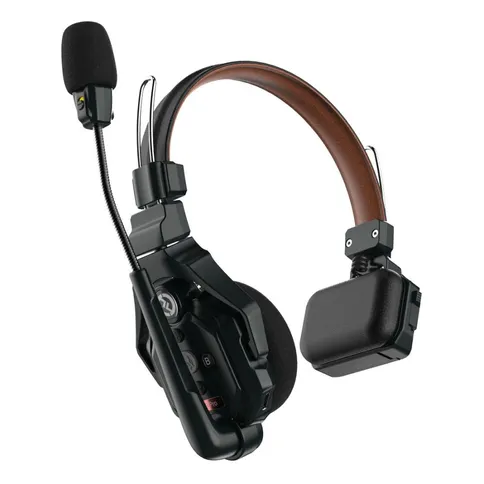 Hollyland-Solidcom-C1-Pro-4S-4-person-headset-System_2.jpg