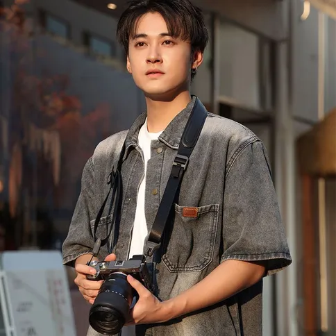Ulanzi-CSS1-U-Snap-Camera-Strap-zwart_5.jpg