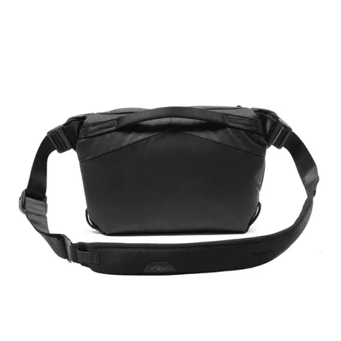 Peak-Design-Everyday-sling-6L-V3-black_3.jpg