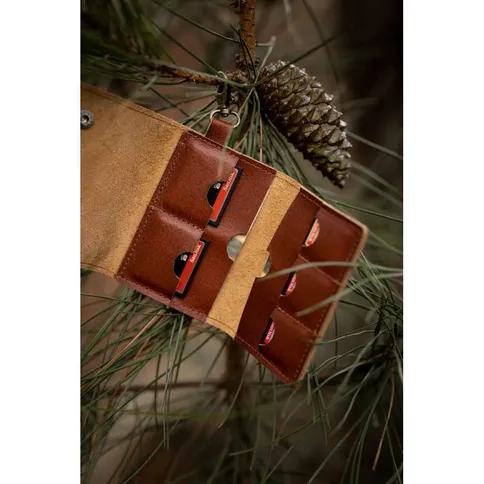 The-Hantler-Memory-card-holder-Whiskey-brown-Brass-3x-SD-2x-CF_4.jpg