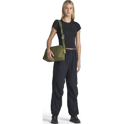 Urth-Dolomite-Camera-Sling-8L-green_3.jpg