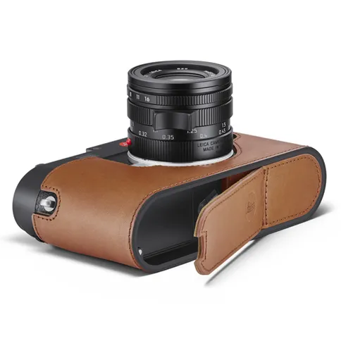 Leica-Protector-24033-cognac_2.jpg